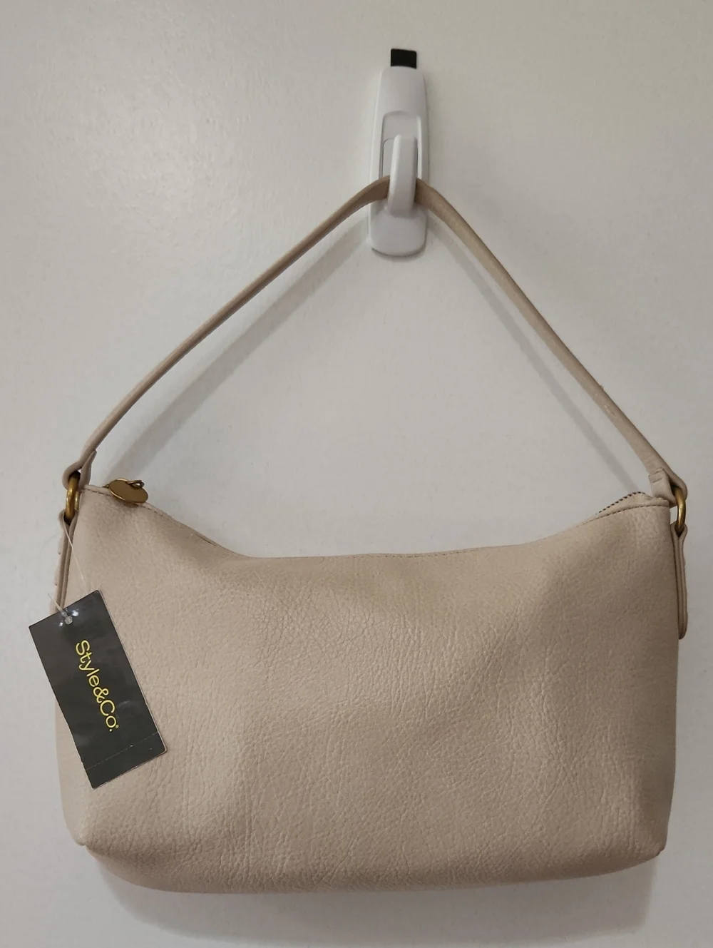 NWT Style & Co. Hobo shoulder alabaster.